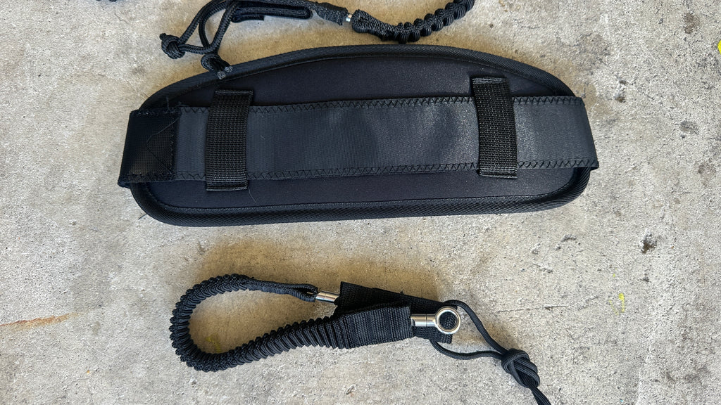 Kite leg cuff belt for retractable leash